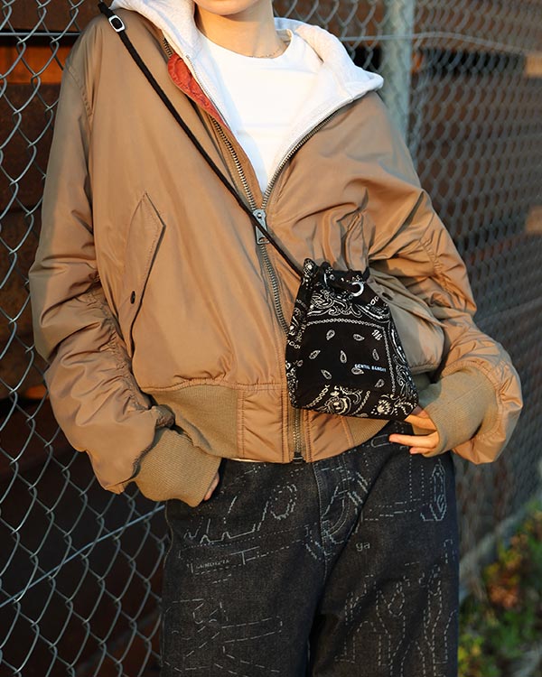 SUEDE DRAWSTRING MINI BAG | GENTIL BANDIT 公式 / ジャンティ